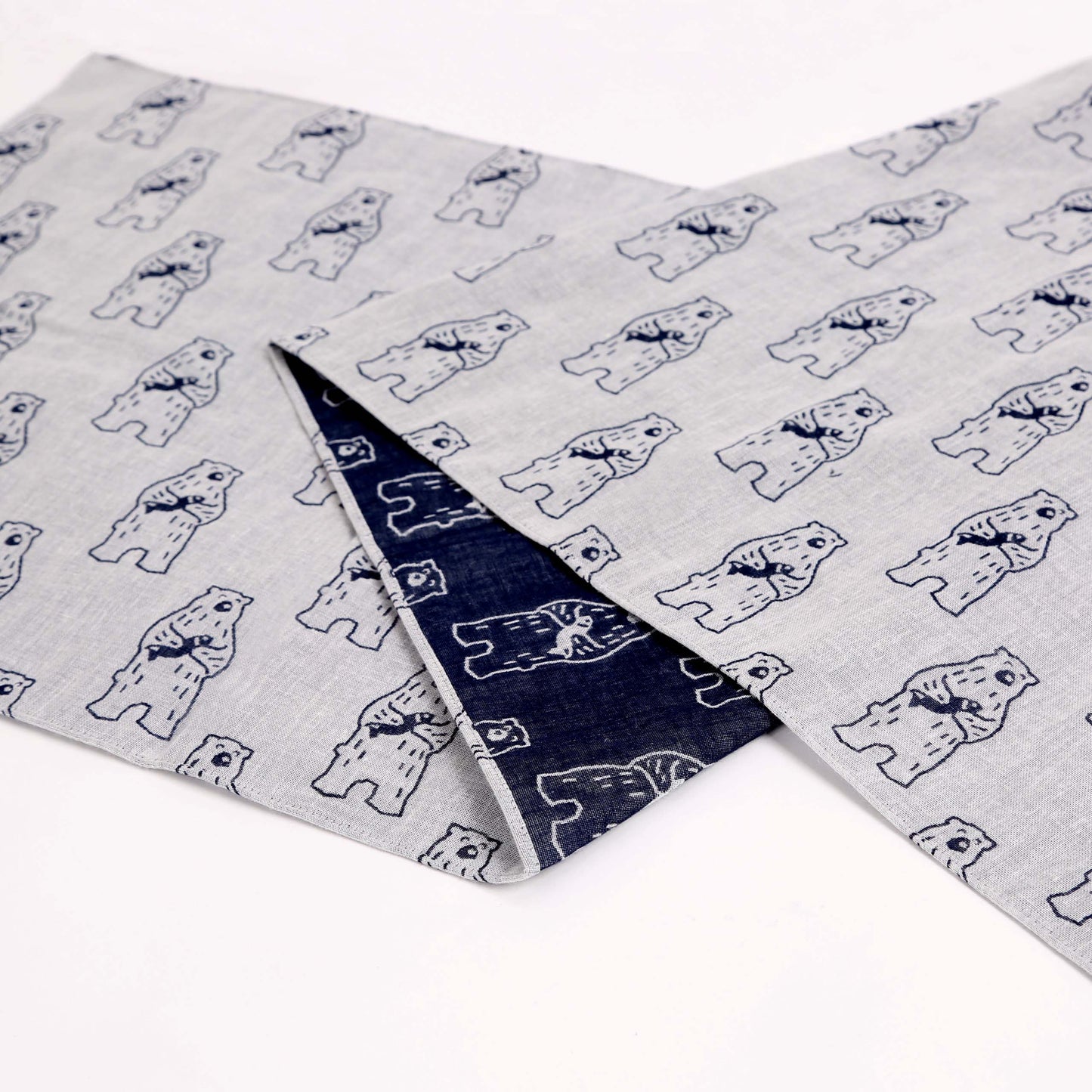sold out【手ぬぐい】【近日中に次回受注予告】-ダブルガーゼ手ぬぐい-熊(クマ)- 32cm巾×114cm全長