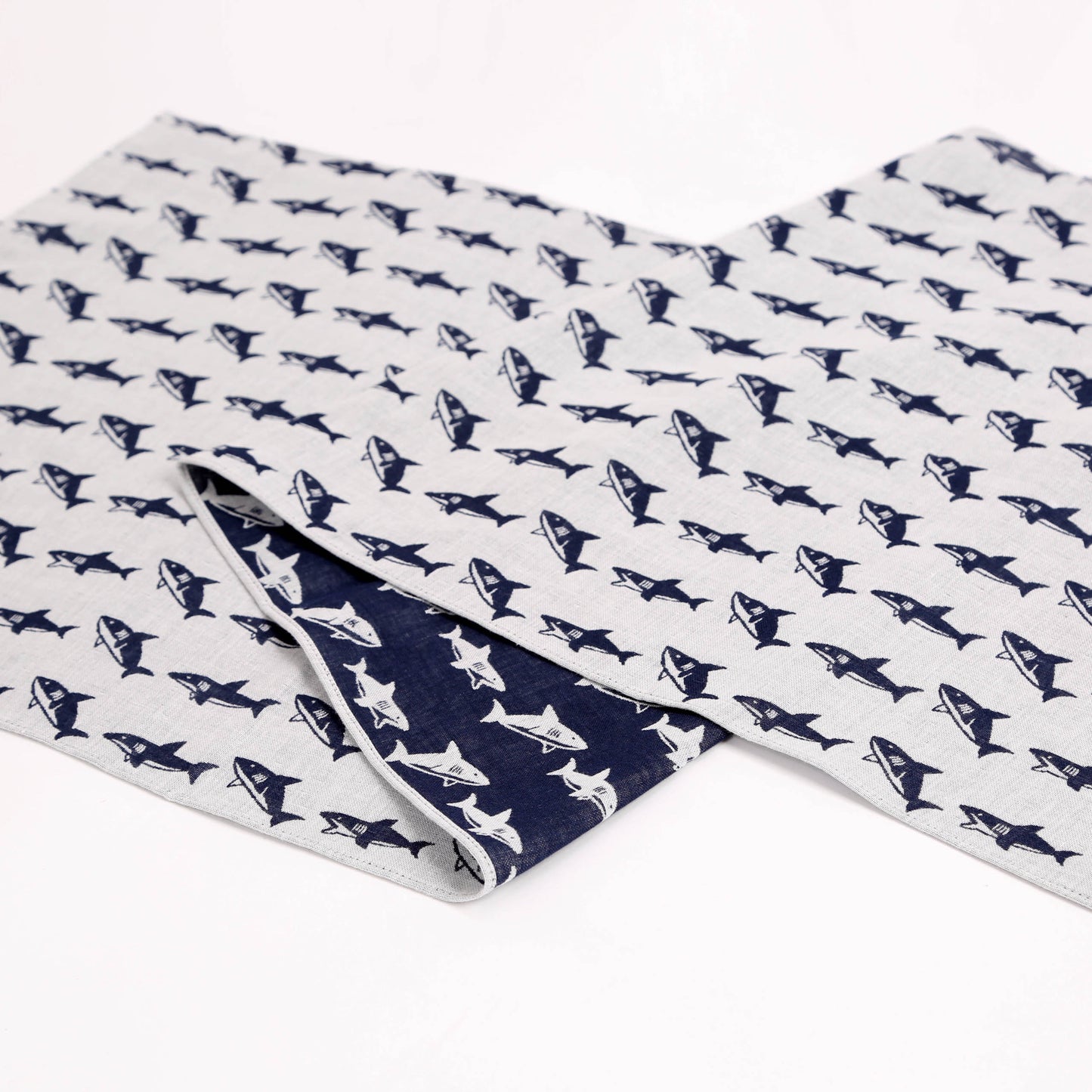 sold out【手ぬぐい】【近日中に次回受注予告】-鮫(サメ)-ダブルガーゼ手ぬぐい- 32cm巾×114cm全長