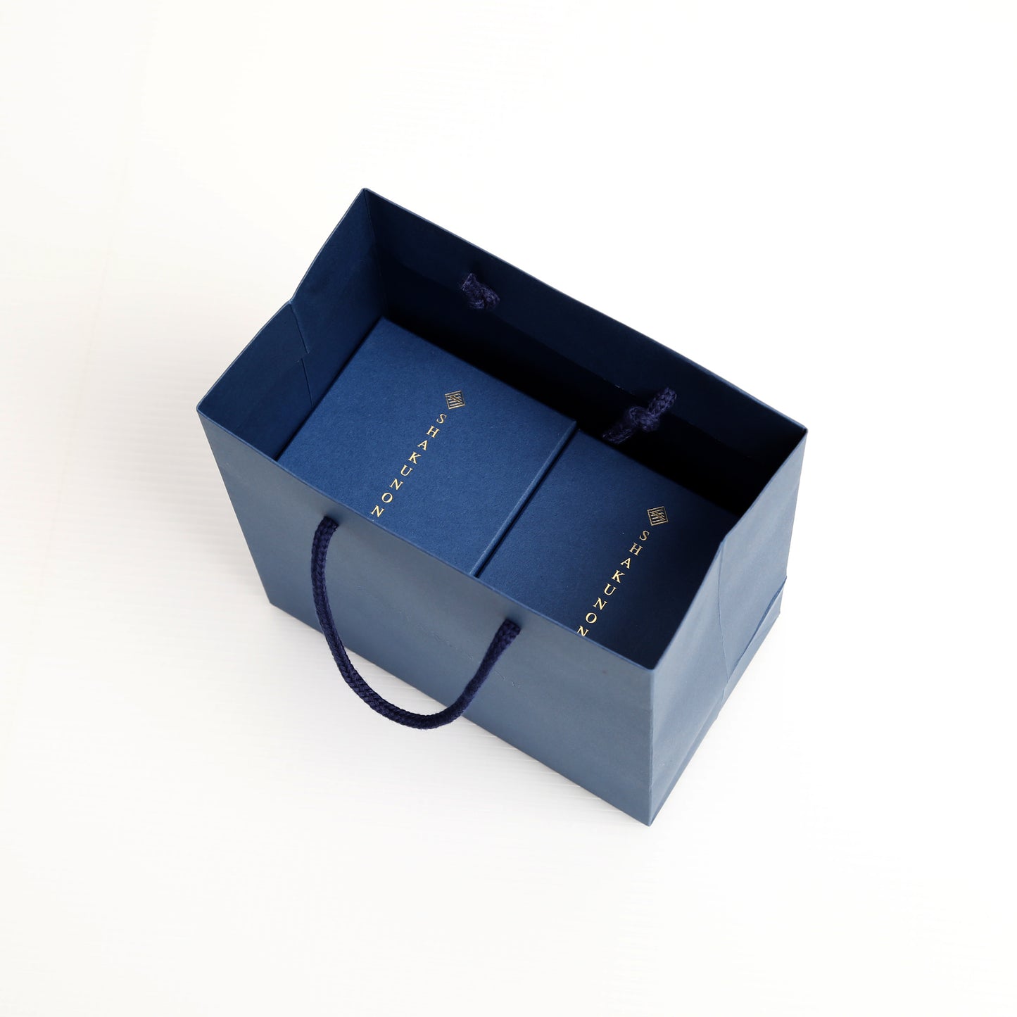 ショップ袋 M（ネクタイ1〜4本／ギフトパッケージ入りハンカチ・手ぬぐい1〜5枚など）